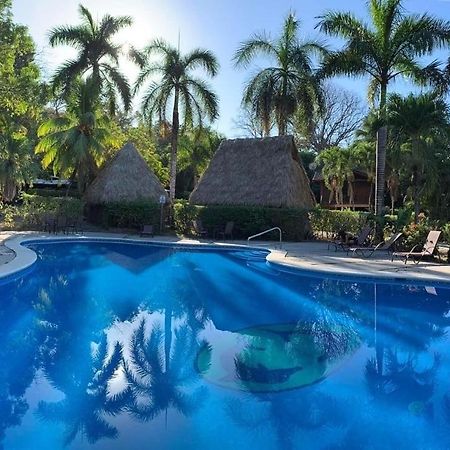 Mal Pais Surf Camp Hotel Playa Santa Teresa  Ngoại thất bức ảnh