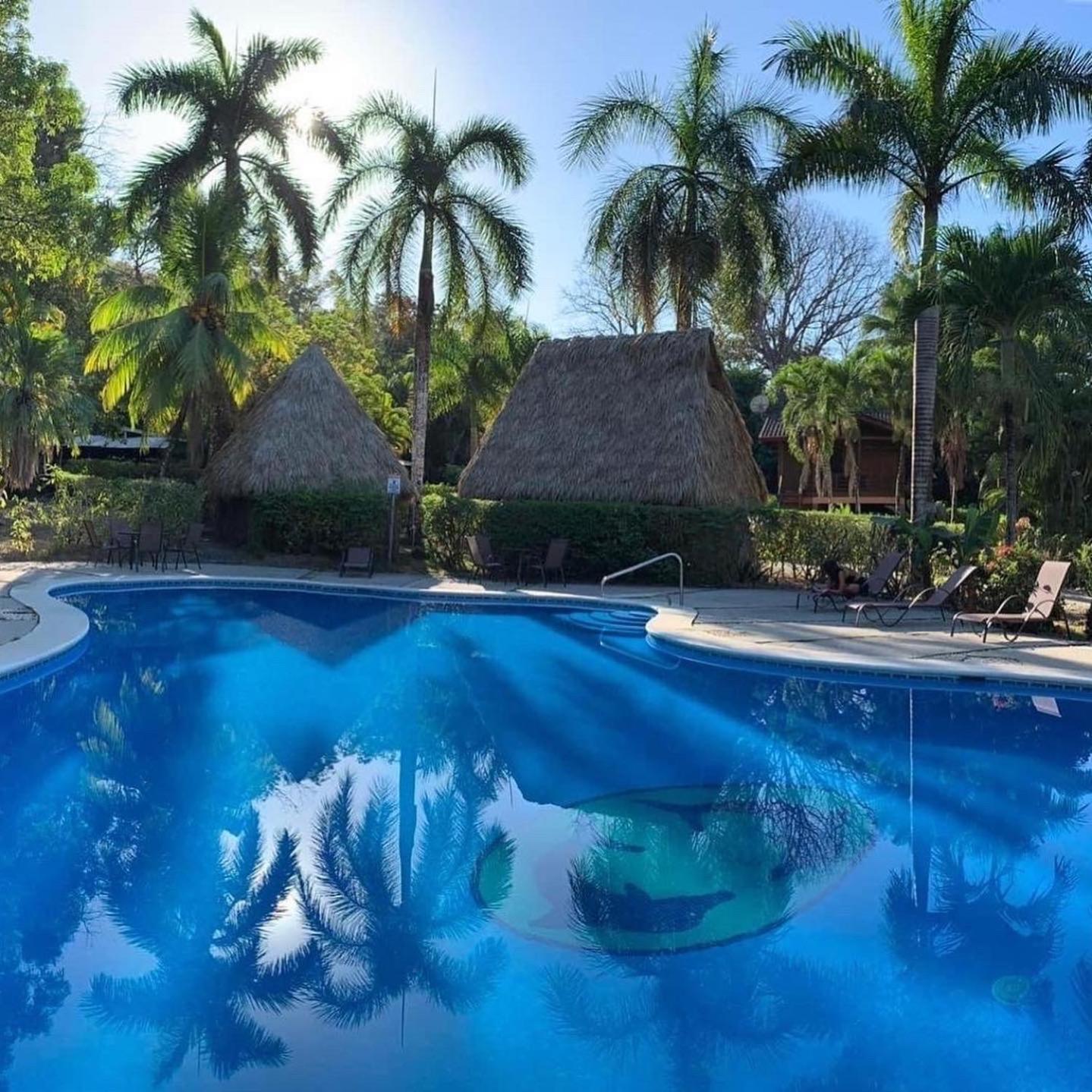 Mal Pais Surf Camp Hotel Playa Santa Teresa  Ngoại thất bức ảnh